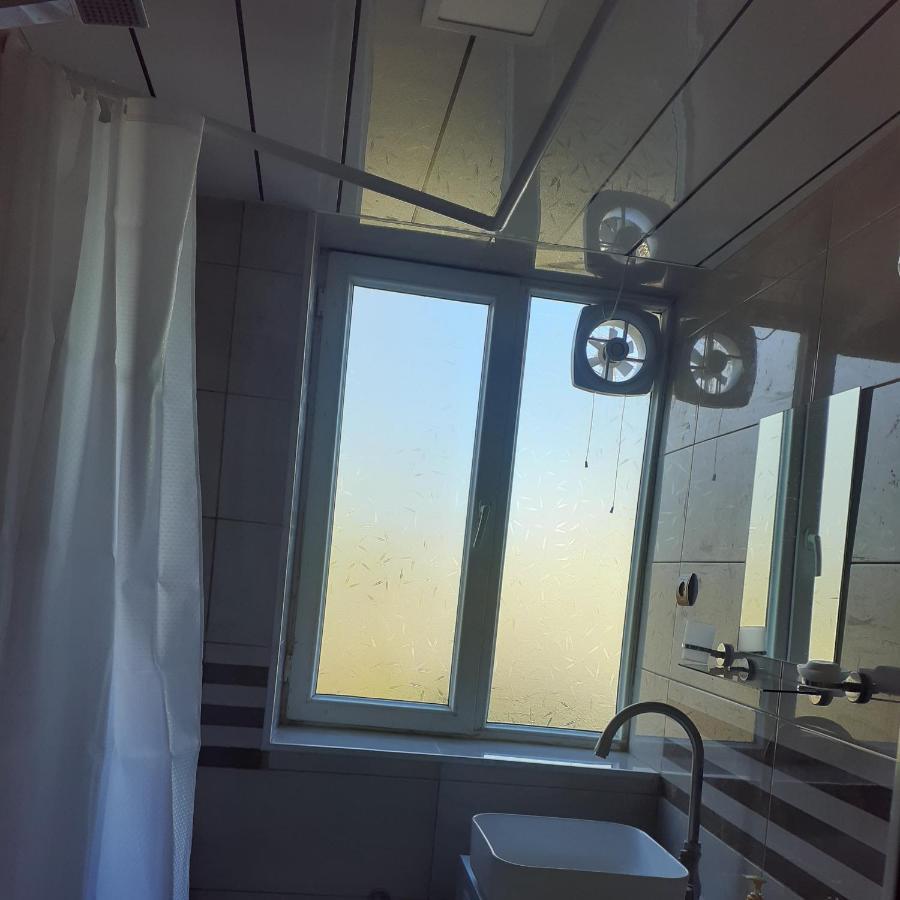 Boutique Hotel Pʼotʼi Dış mekan fotoğraf
