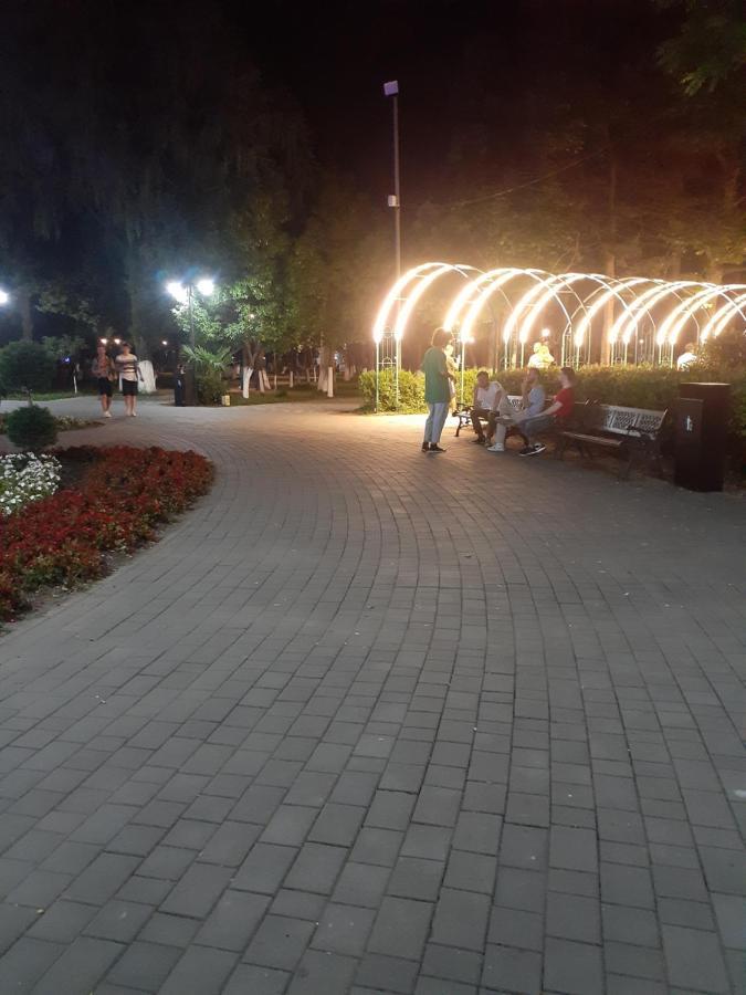 Boutique Hotel Pʼotʼi Dış mekan fotoğraf