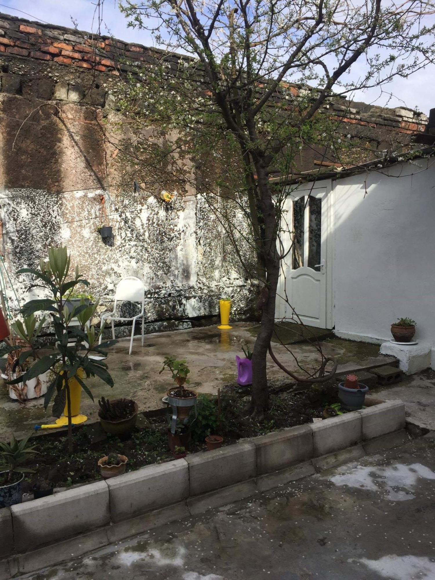 Boutique Hotel Pʼotʼi Dış mekan fotoğraf